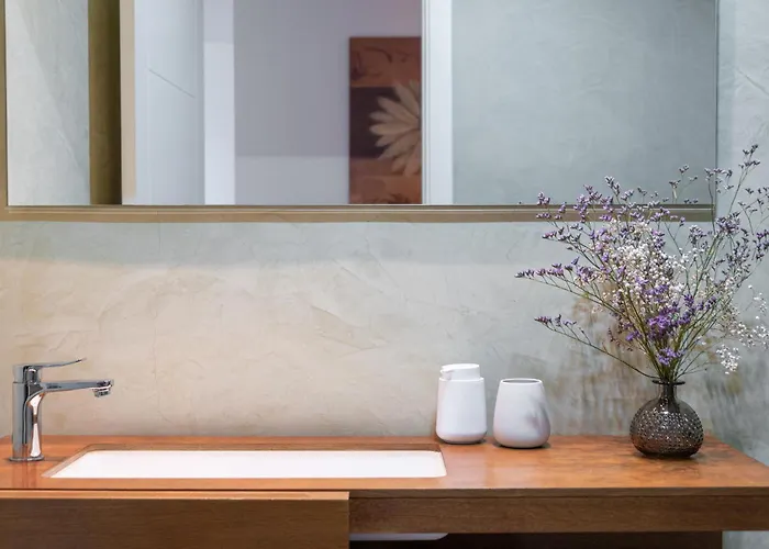 아파트 Frontline With Terrace *