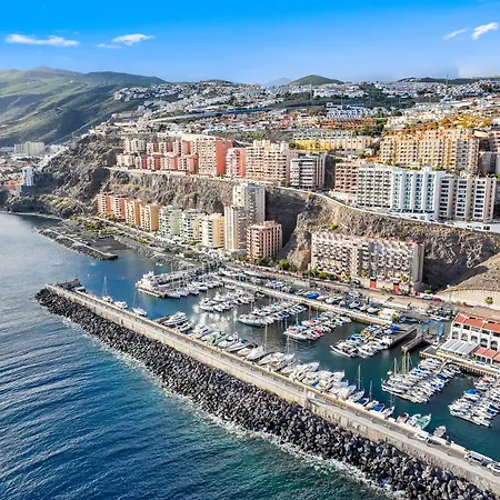 Frontline With Terrace *