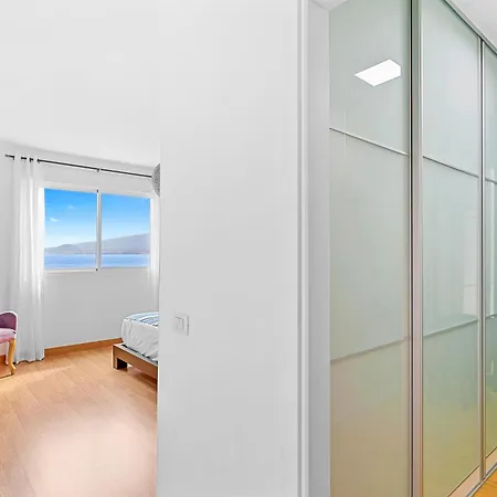 Frontline With Terrace Appartamento Radazul