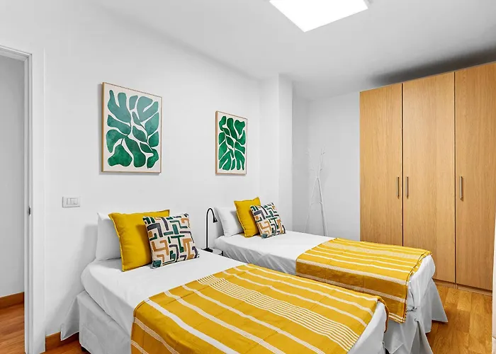 Frontline With Terrace