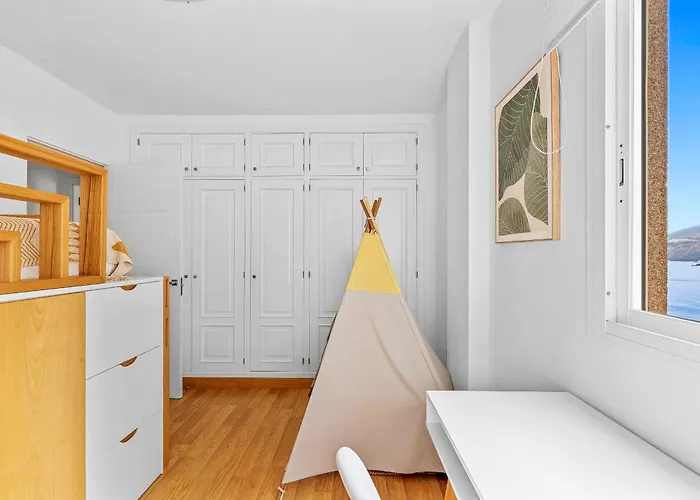 Frontline With Terrace Apartamento Radazul