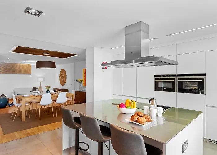 Frontline With Terrace