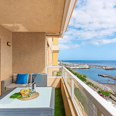 Apartment Frontline With Terrace Radazul