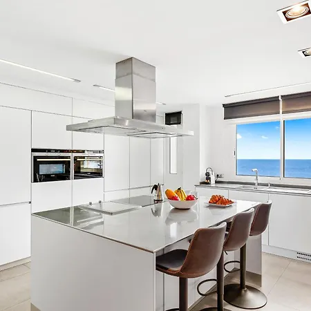 Frontline With Terrace Apartment *